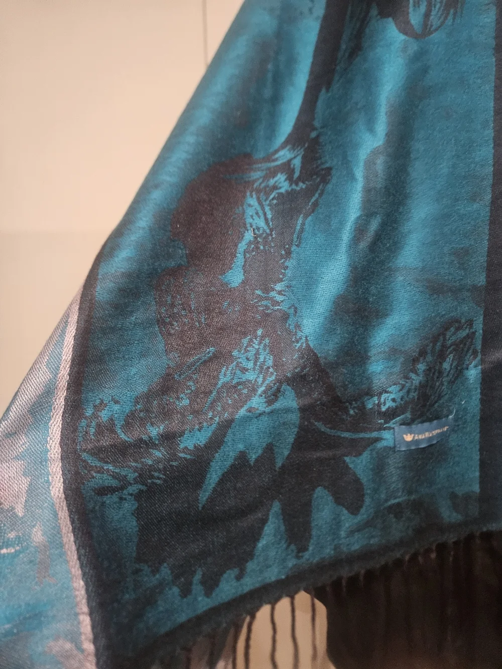 Vintage Ama Waterways Silk Feel Fringe Shawl Wrap Scarf Blue Abstract